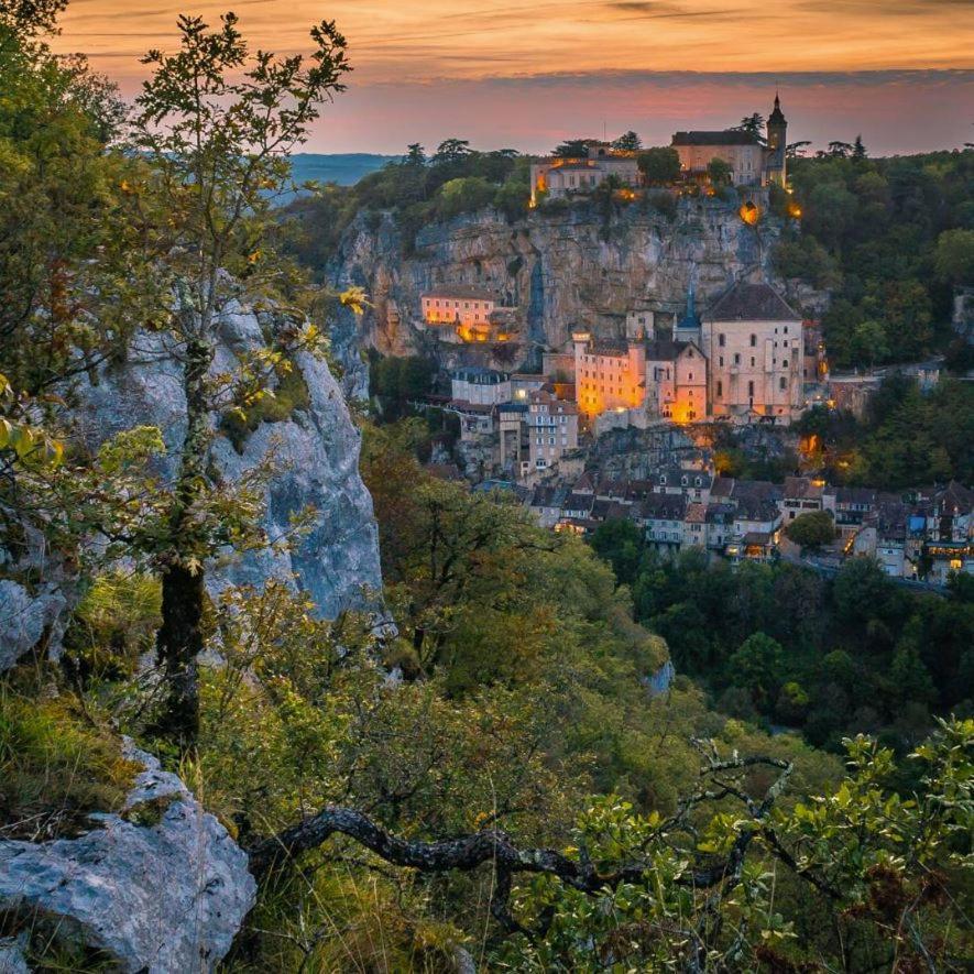 Maison Pierre Loti, Gite Historique Et Spacieux En Vallee De La Dordogne Bretenoux Extérieur photo